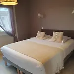 Des Quintrands - De Charme 3* 马诺斯克