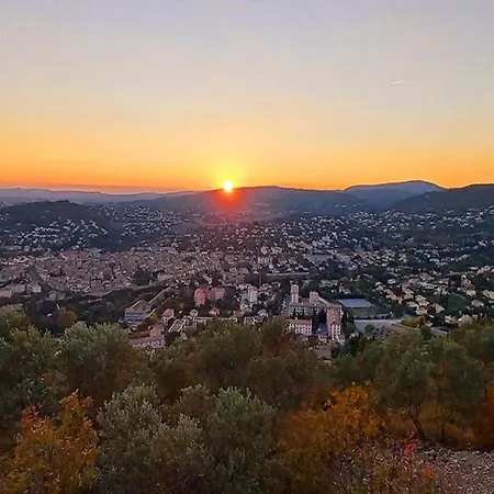 Des Quintrands - De Charme Hotel 3*