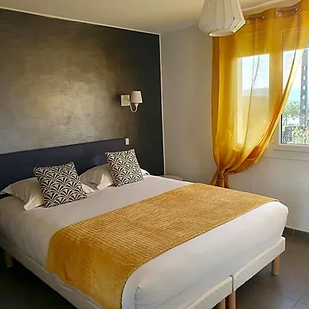 Hotel Le Mas Des Quintrands Manosque - Motel De Charme Manosque